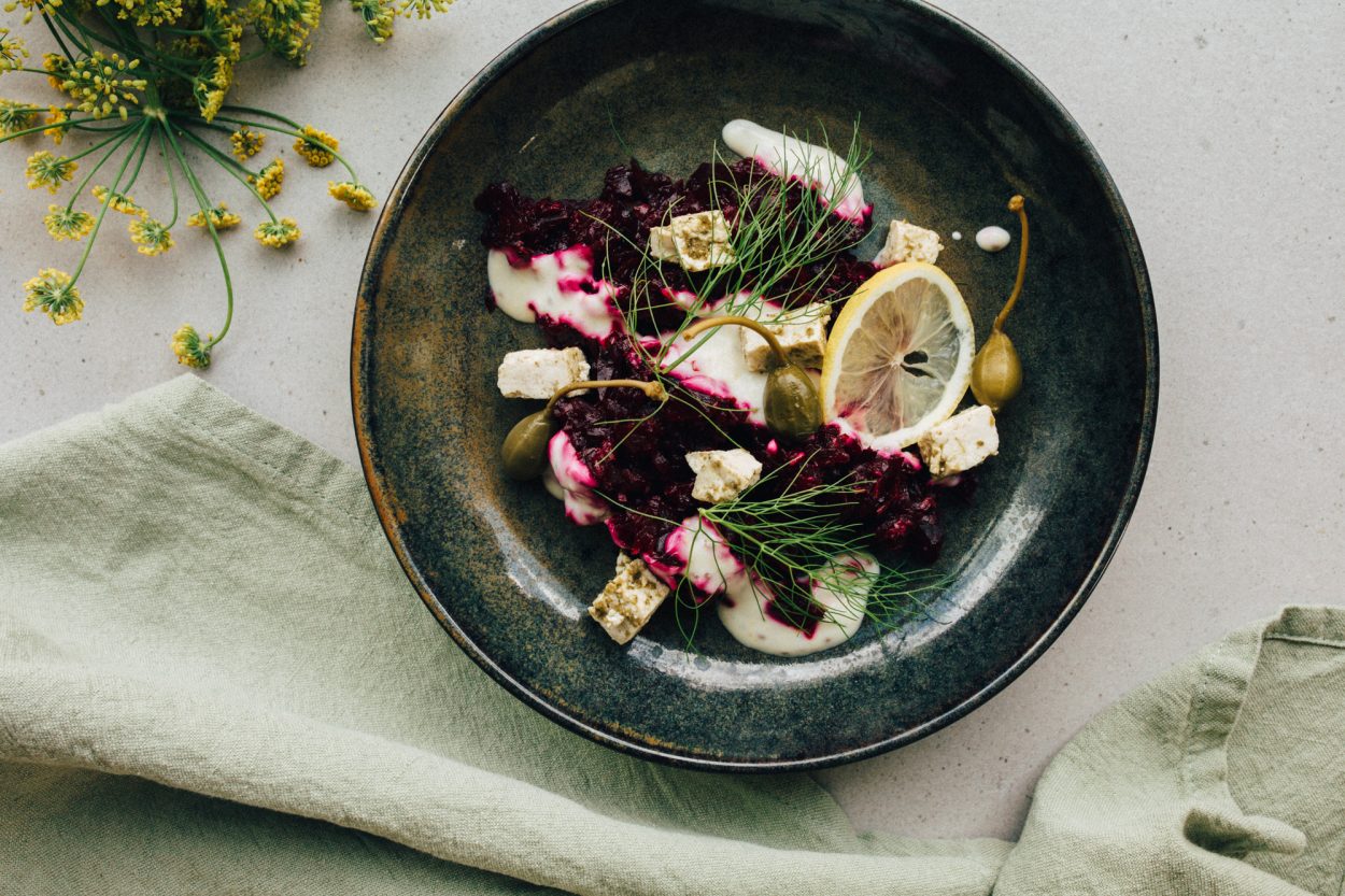 Gepofte bieten met SoCheeze Mediterrane kruiden salade