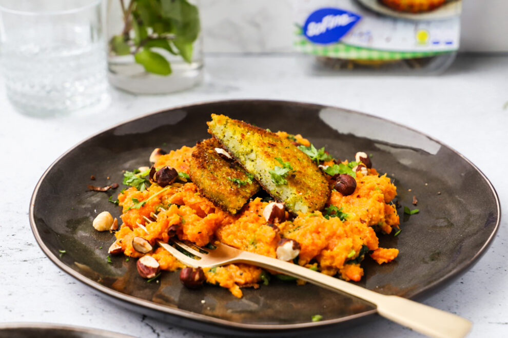 Broccoliburger met zoete aardappel - wortel puree