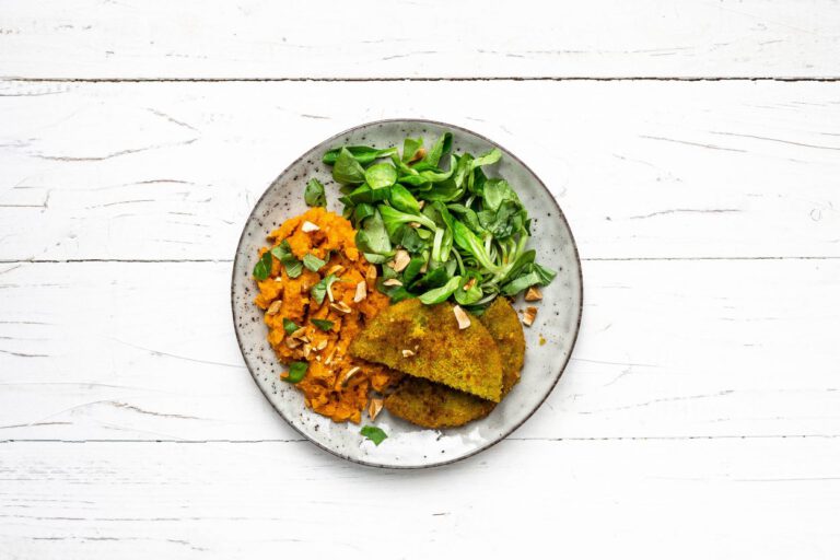 brokkoli-burger-mit-suesskartoffel-moehren-stampf brokkoli-burger-mit-suesskartoffel-moehren-stampf