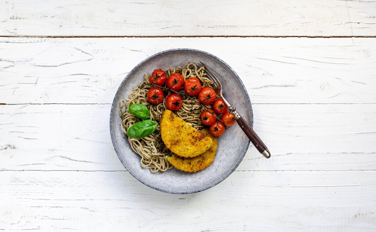 spaghetti-mit-cashew-pesto-und-brokkoli-burger