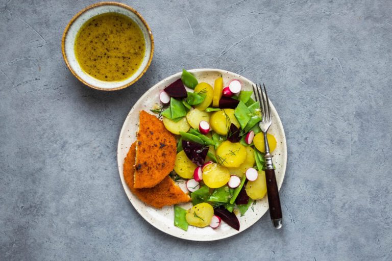 kartoffelsalat-mit-sofisch-burger kartoffelsalat-mit-sofisch-burger