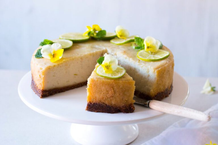 vegaani-key-lime-pai-eli-limetti-juustokakku vegaani-key-lime-pai-eli-limetti-juustokakku