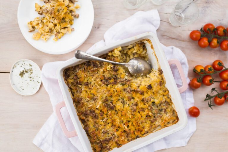 vegaaninen-makaronilaatikko-tofulla vegaaninen-makaronilaatikko-tofulla